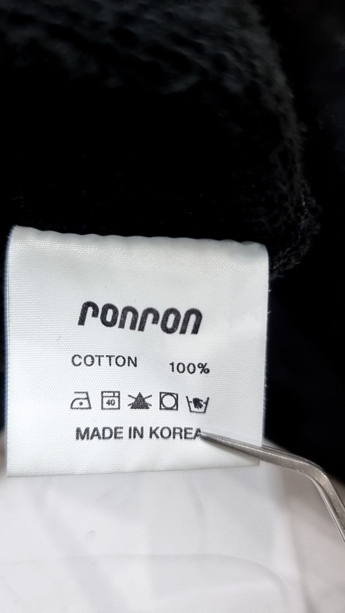 론론(RONRON) 맨투맨/스웨트셔츠 FREE
