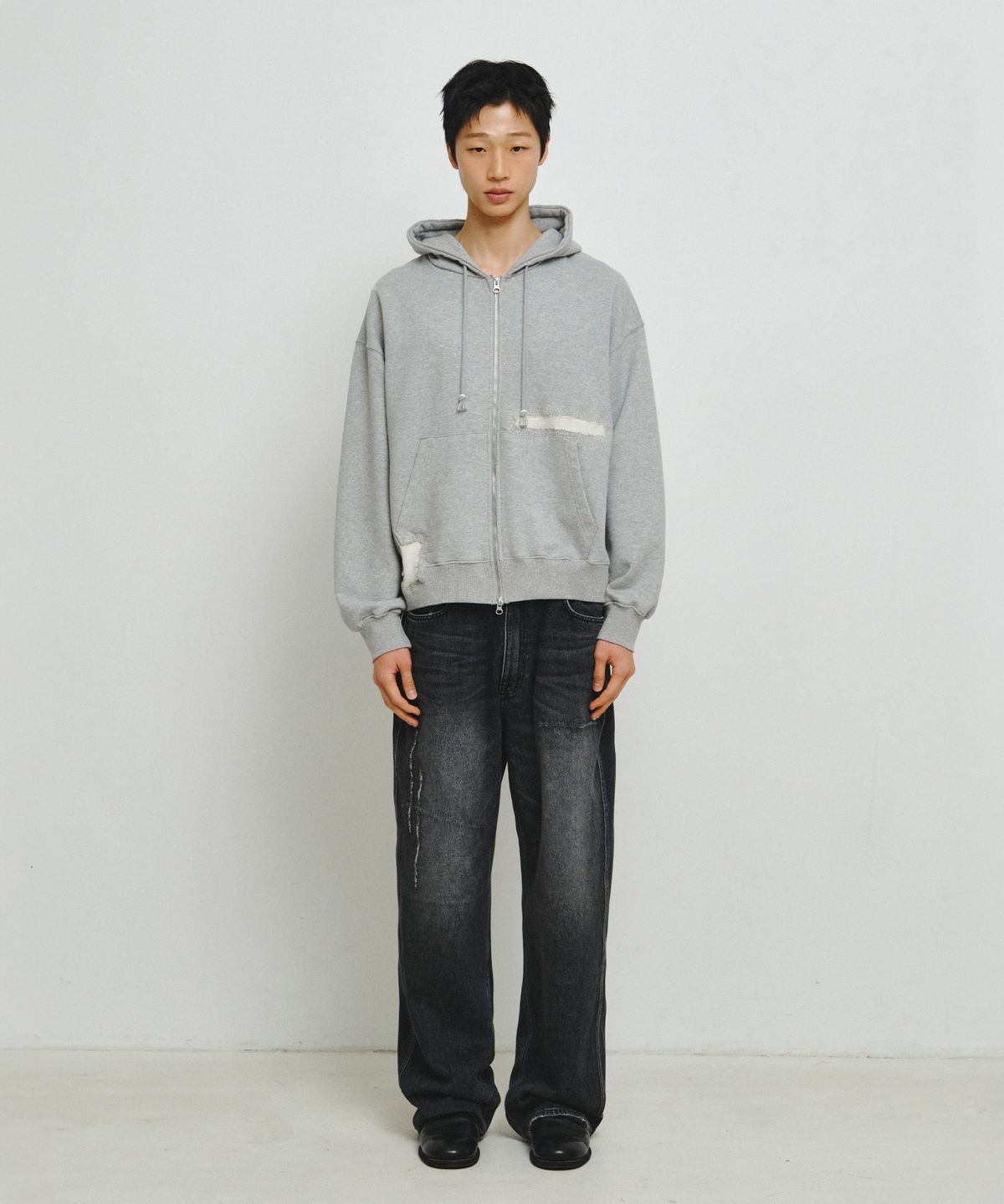 엔도어(ENDOOR) Distressed Repair Denim Pants (Black)