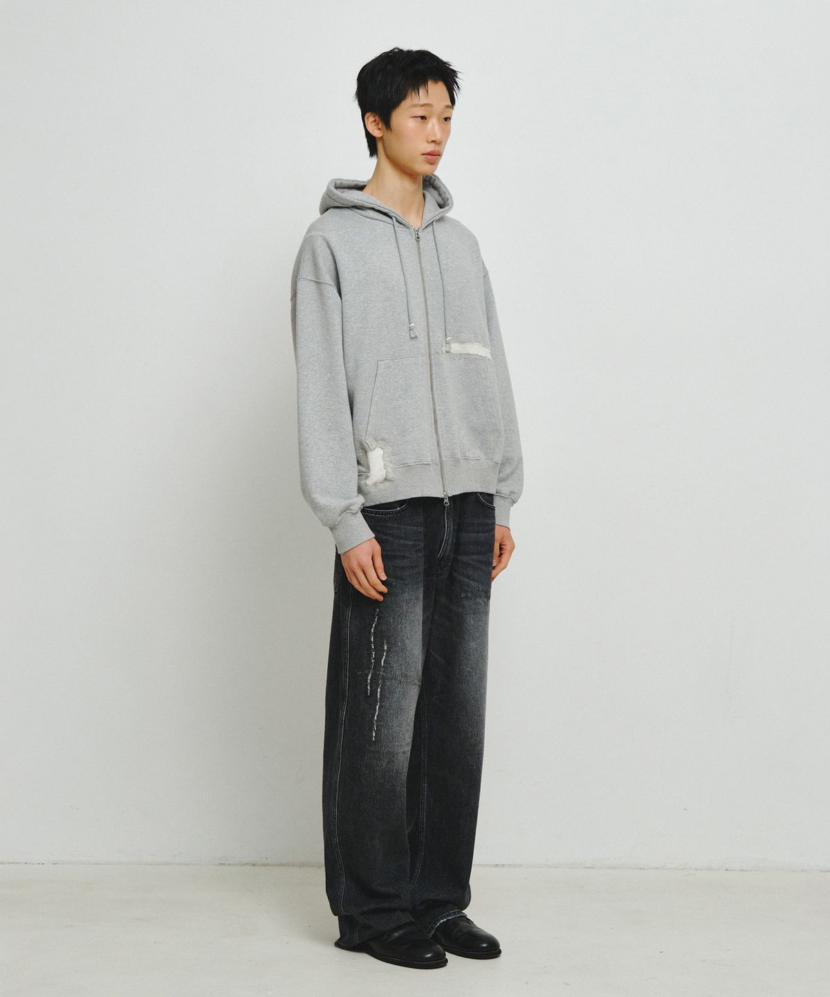 엔도어(ENDOOR) Distressed Repair Denim Pants (Black)