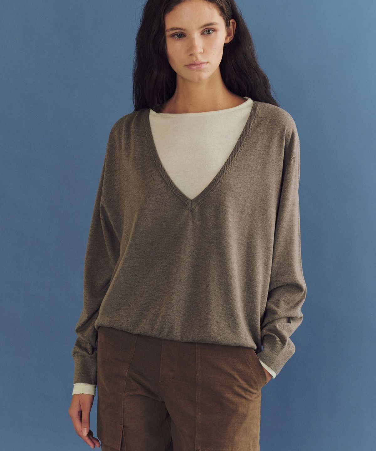 앤니즈(ANDNEEDS) Cowl deep v-neck knit (mocha)