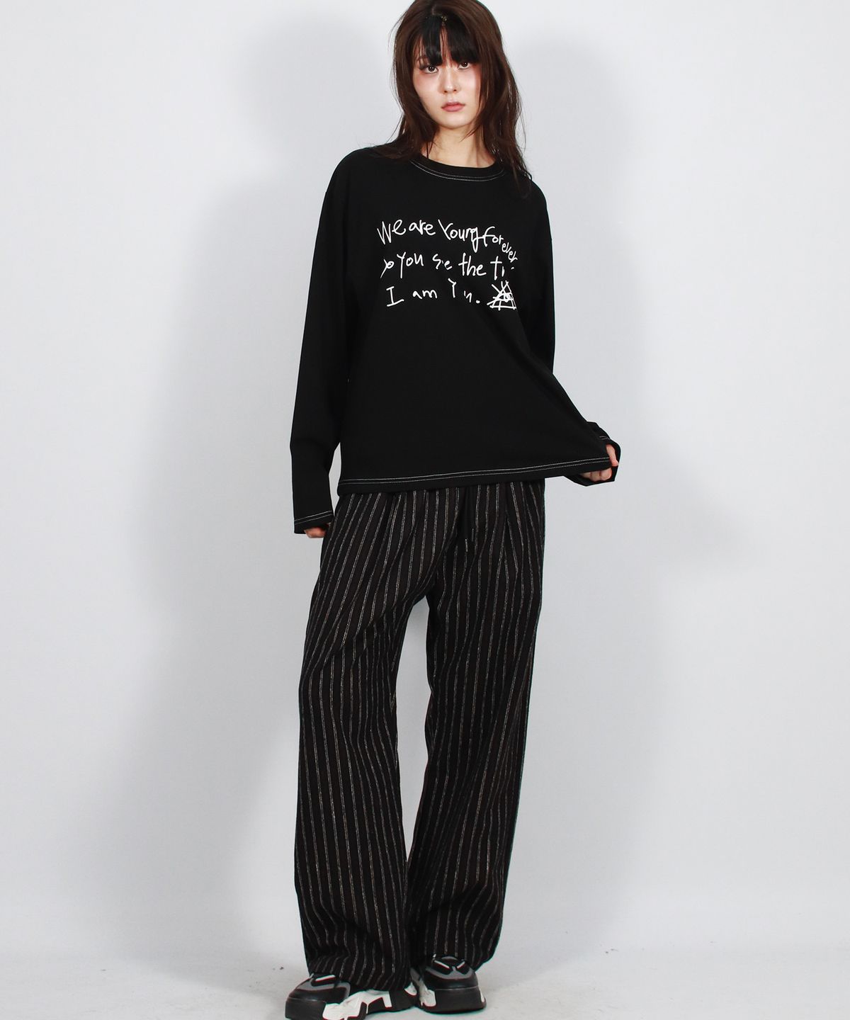 드마크(DEMARC) Vintage stripe straight-fit semi-wide pants - Black