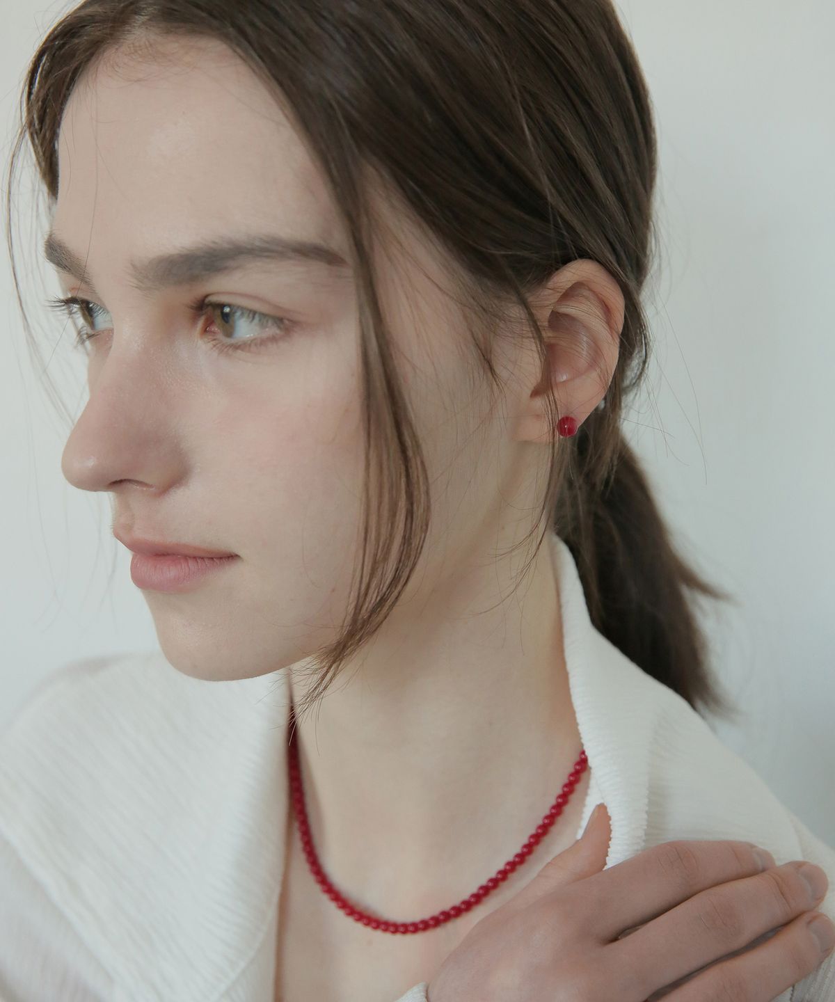 모던라이크(MODERN LIKE) [ Silver 925 ] 산호 레드 진주 귀걸이 6mm