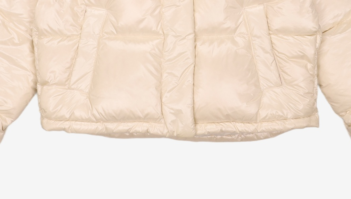 마리떼 프랑소와 저버(MARITHÉ + FRANҪOIS GIRBAUD) W GLOSSY DUCK DOWN CROP PUFFER ivory S