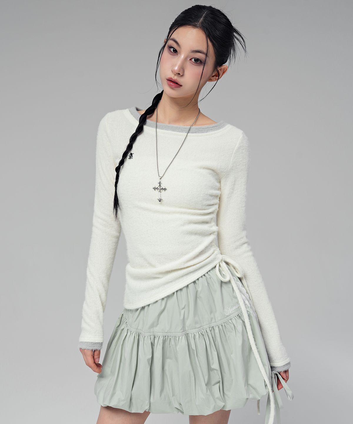 어반드레스(AVANDRESS) 세넌 언밸런스 셔링 페이크 레이어드 티_5COL