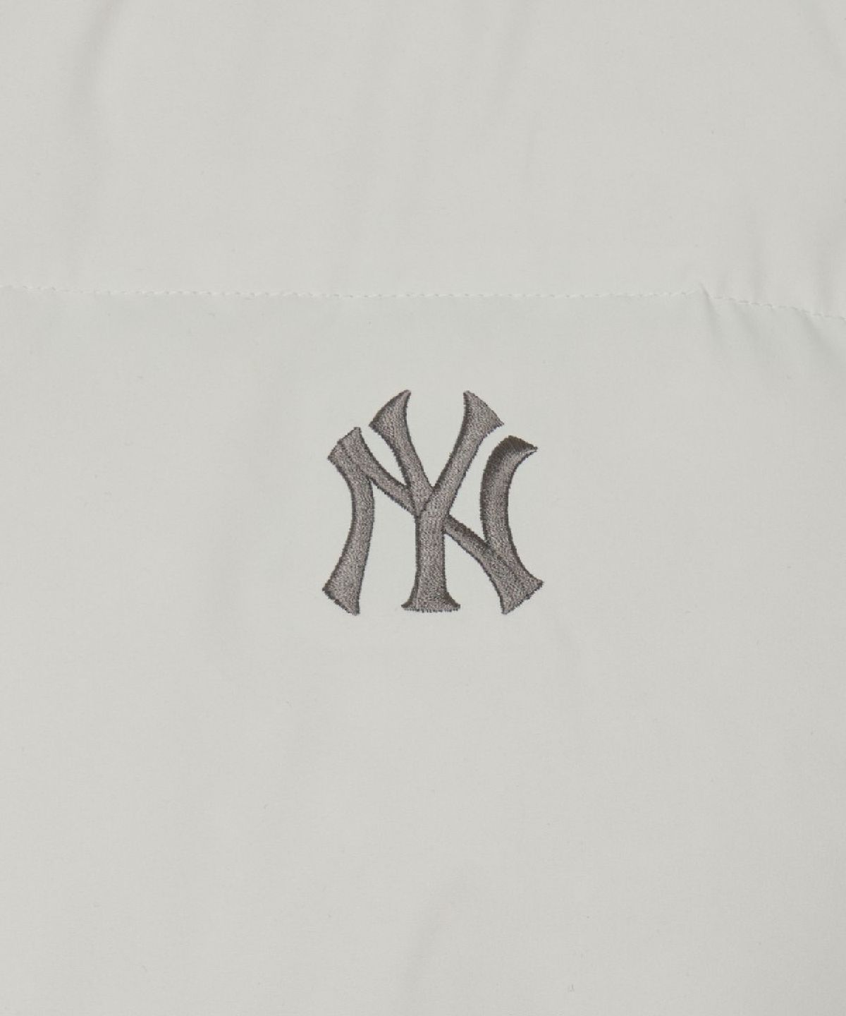 엠엘비(MLB) 베이직 커브패딩 NY (D.Cream)