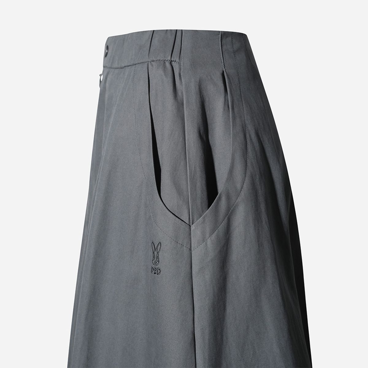 디오디(DOD) 여성) 코트니 플레어 스커트(CHARCOAL)