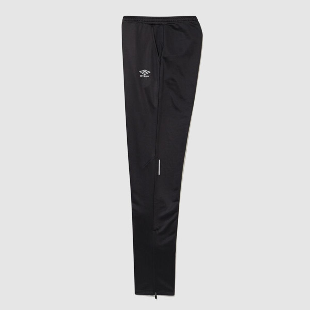 엄브로(UMBRO) PTR 풋볼 테이퍼드 니트 팬츠 블랙 UR311SFP99