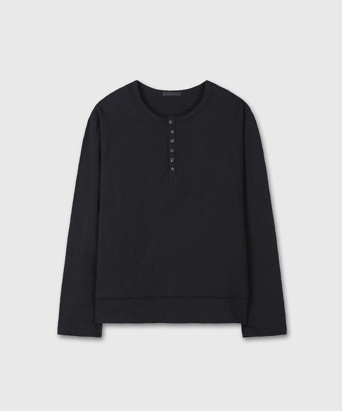 다이브인(DIVEIN) [DIVEIN X PINOKI] SLUB HENLEY NECK LONG SLEEVE (BLACK)