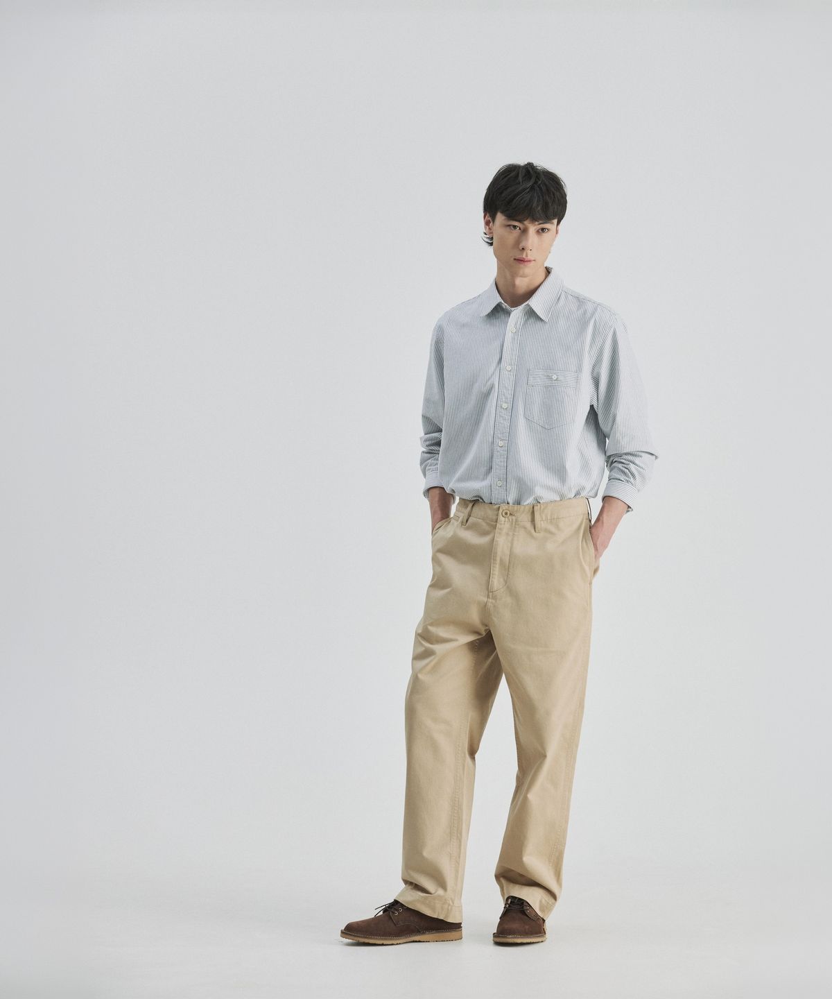 건지 울른스(Guernsey Woollens) 옥스포드 브리티쉬 아미 셔츠 - 그레이 스트라이프
