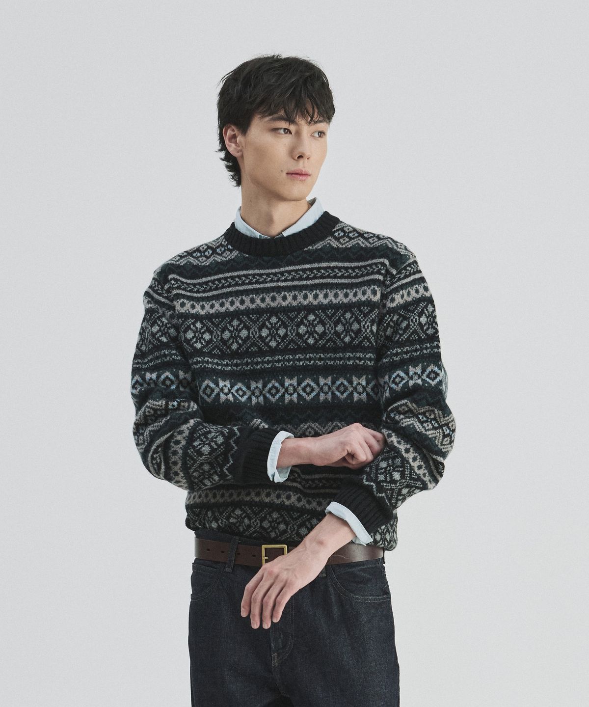 건지 울른스(Guernsey Woollens) 포트도일 페어아일 크루넥 스웨터 - 블랙
