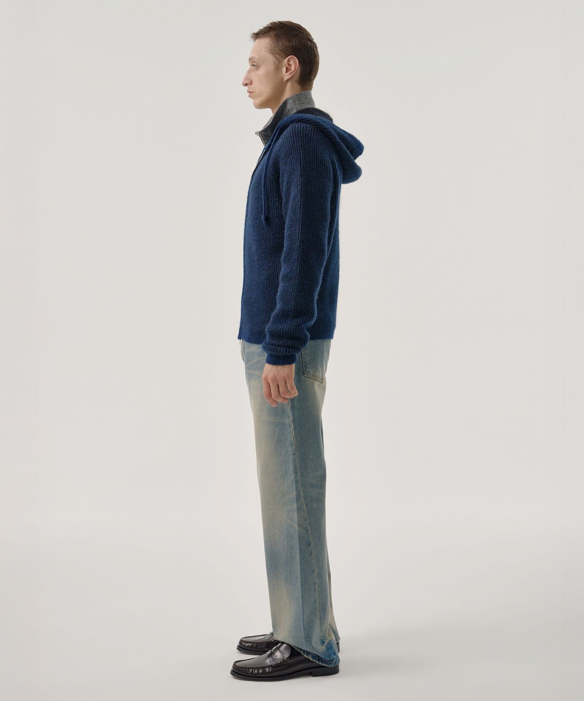 엠엠아이씨(MMIC) CLOUD KNIT HOODIE (NAVY)