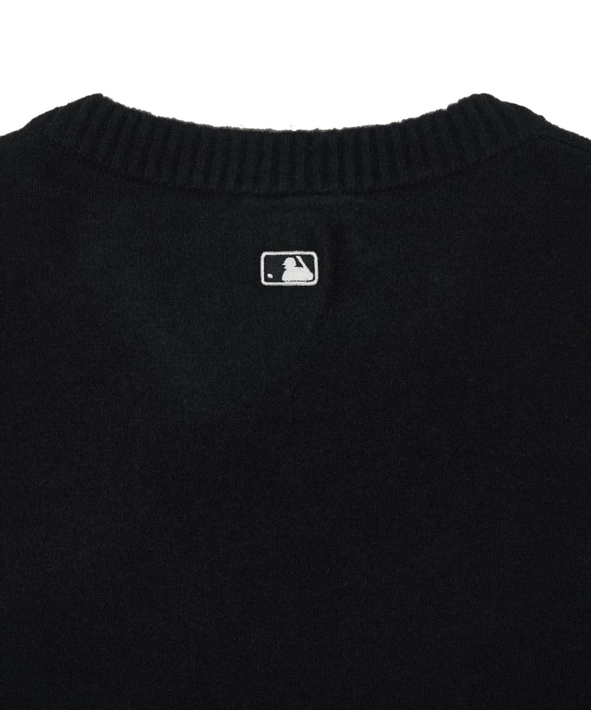 엠엘비(MLB) 여성 베이직 브이넥 스웨터 풀오버 LA (Black)
