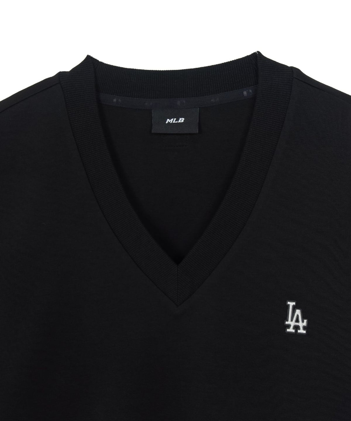 엠엘비(MLB) 여성 베이직 스몰로고 브이넥 맨투맨 LA (Black)