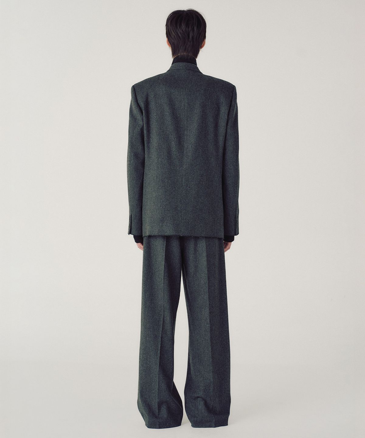 엠엠아이씨(MMIC) VANTAGE BLAZER (GRAY)