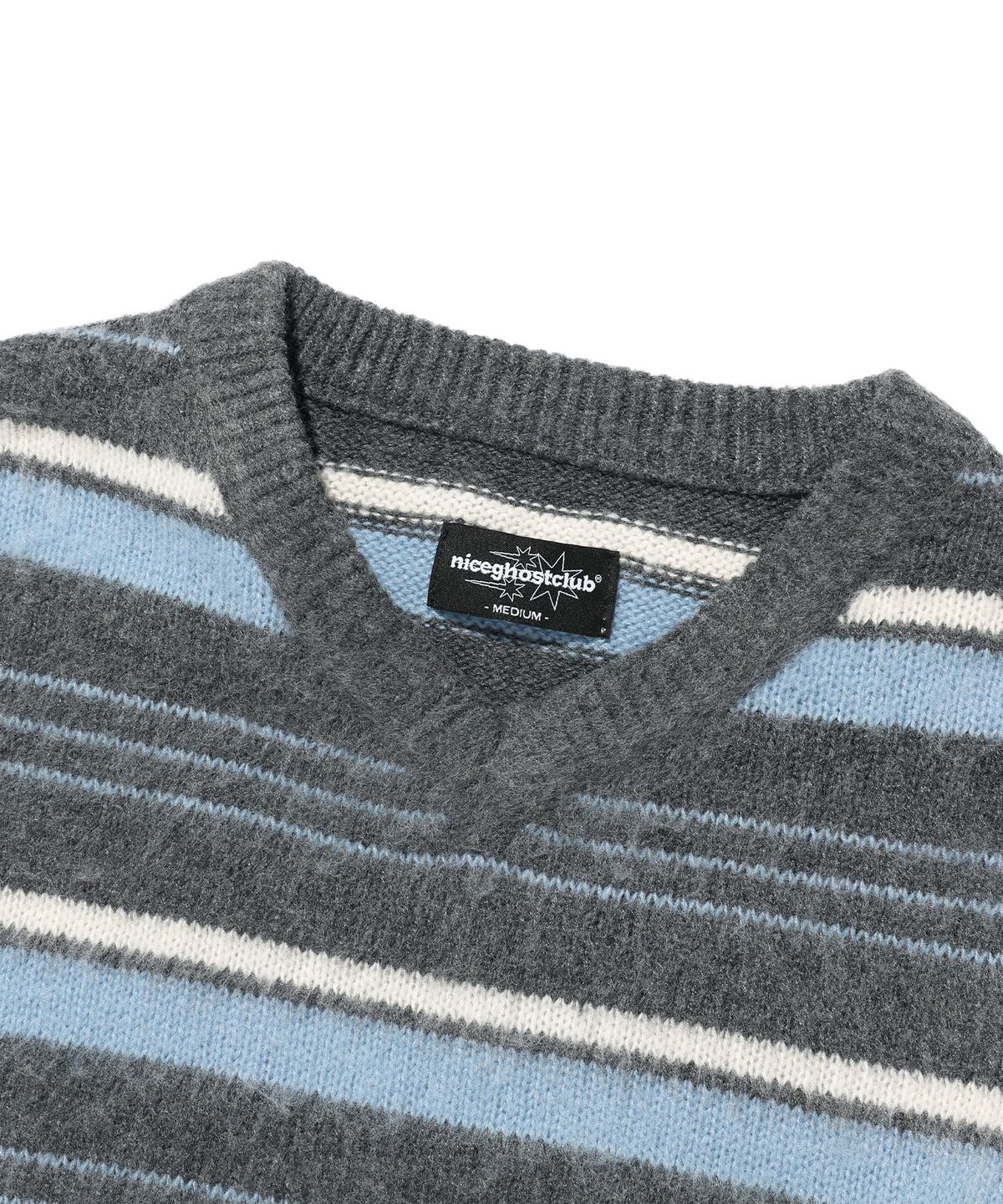 나이스고스트클럽(NICEGHOSTCLUB) V NECK STRIPE KNIT_CHARCOAL(NG2GFUK602A)