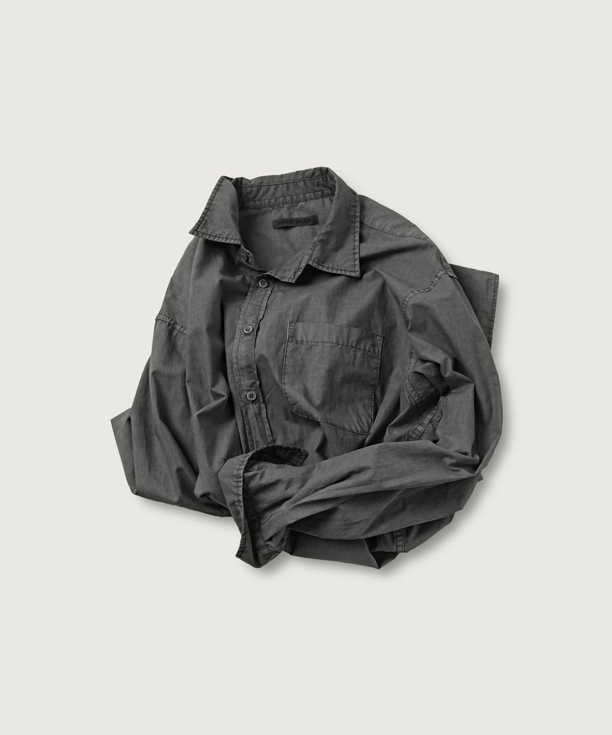 무드인사이드 우먼(MOOD INSIDE WOMAN) (woman) 워시드 세미 크롭 피그먼트 셔츠_Charcoal