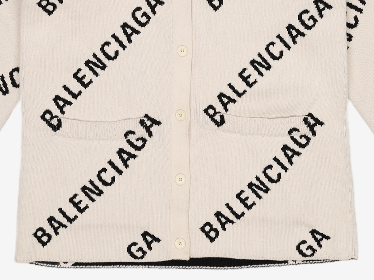 발렌시아가(BALENCIAGA) 카디건 XS