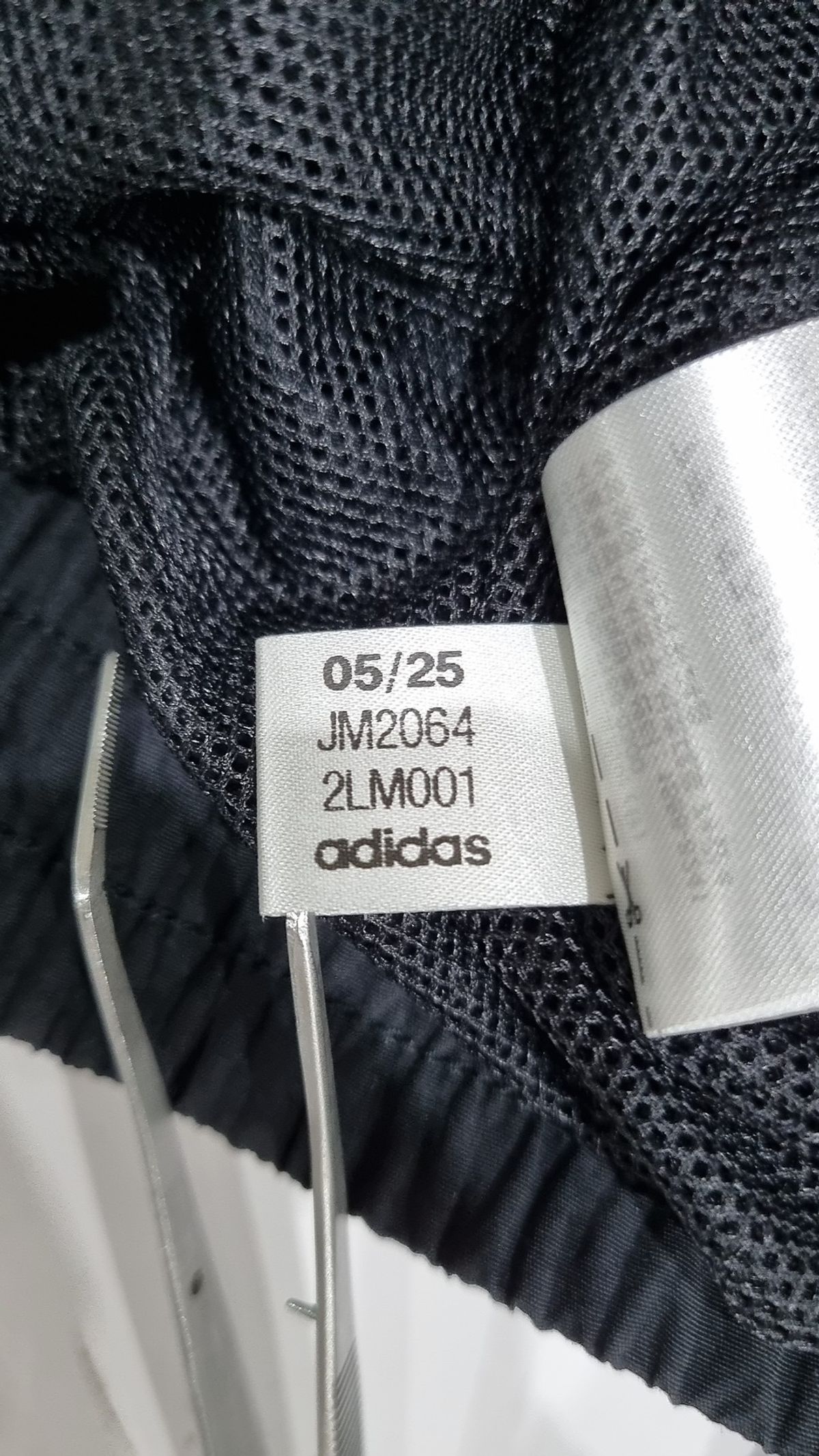 아디다스(ADIDAS) 워딩 팩 루즈 핏 메쉬 라인드 우븐 재킷 JM2064 L