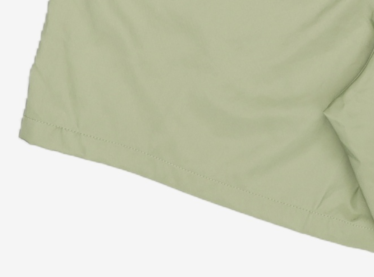 나이키(NIKE) 클럽 우븐 플로우 쇼츠 M - 오일 그린:화이트 / FN3308-386 S