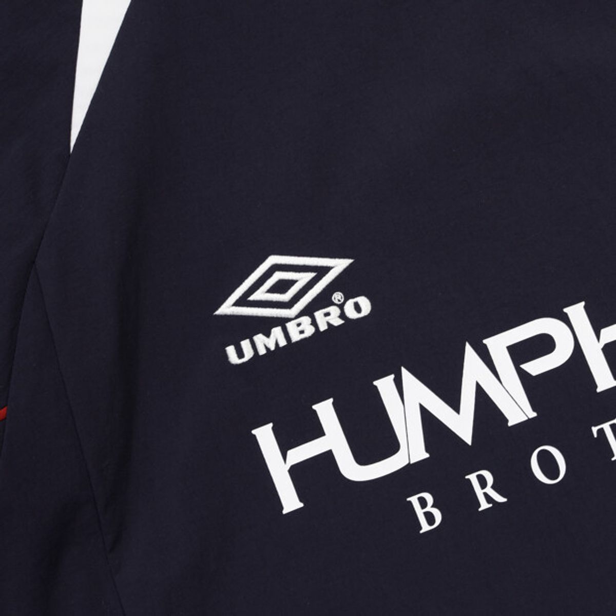 엄브로(UMBRO) HBL 네오 브릿 피스테 네이비 UR311CWT98
