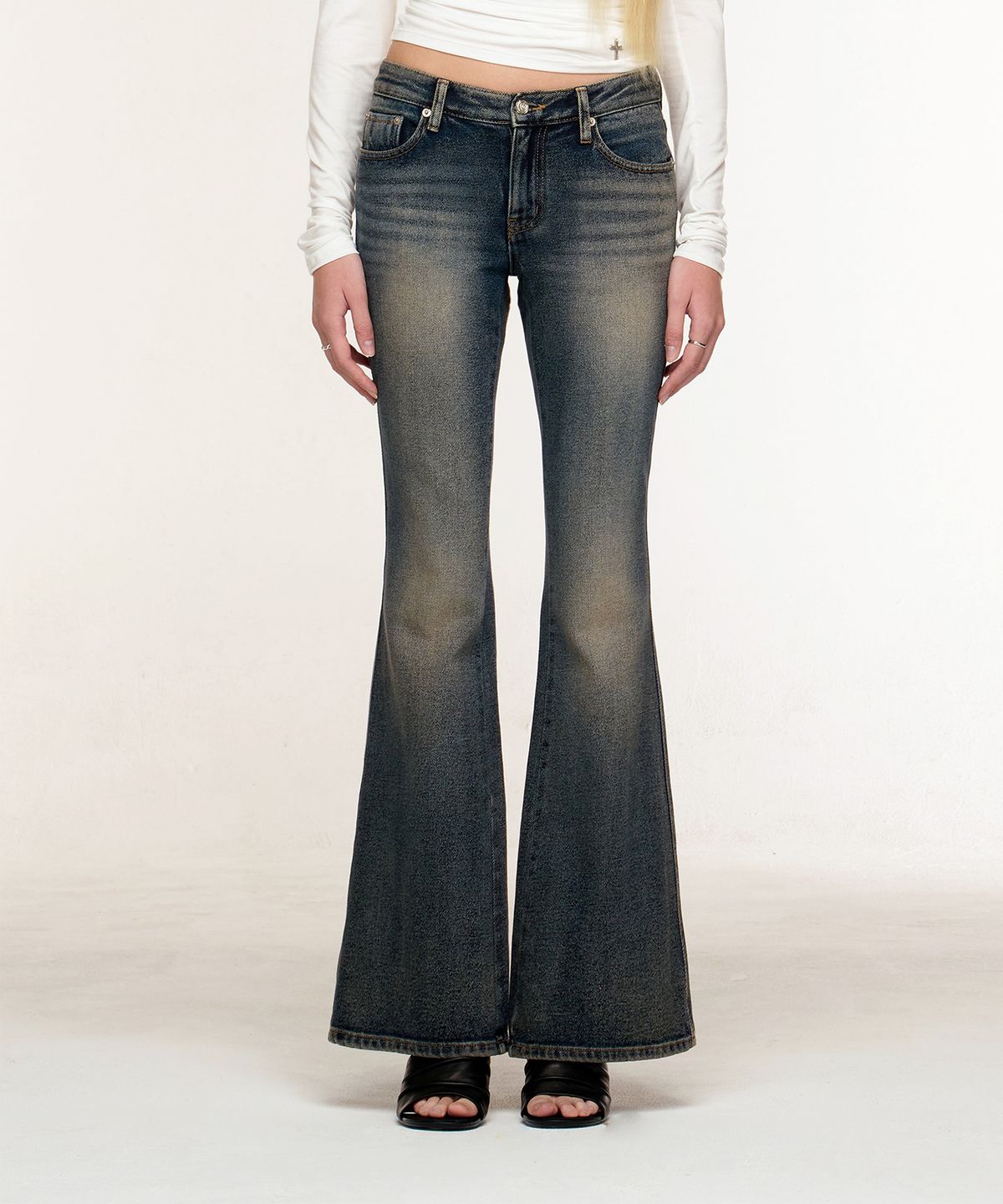 2000아카이브스(2000ARCHIVES) SIENNE BOOTCUT JEAN (DESERT BLUE)