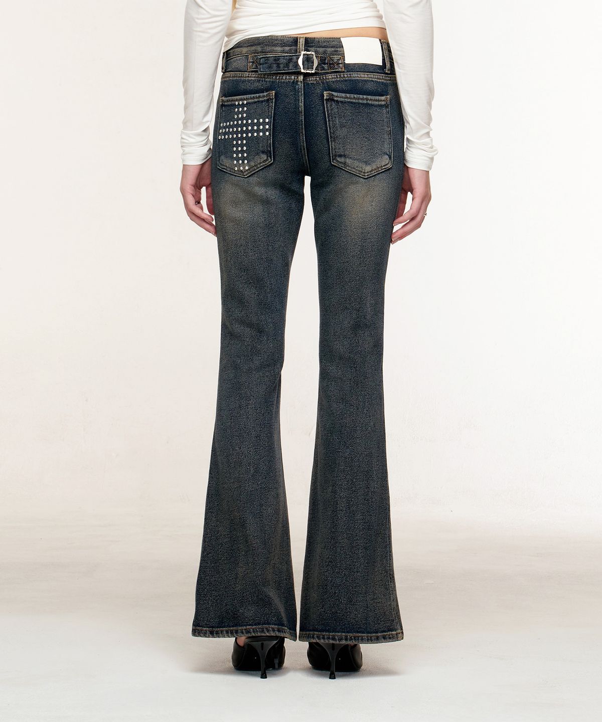 2000아카이브스(2000ARCHIVES) SIENNE BOOTCUT JEAN (DESERT BLUE)