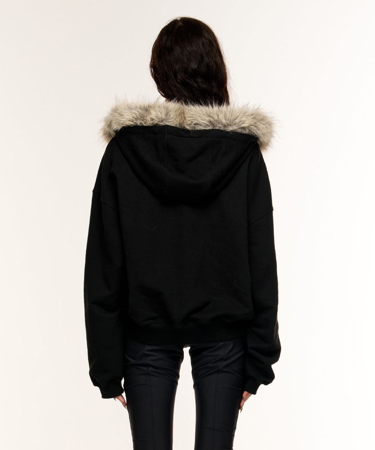 2000아카이브스(2000ARCHIVES) VARSITY ZIP HOODIE (BLACK)