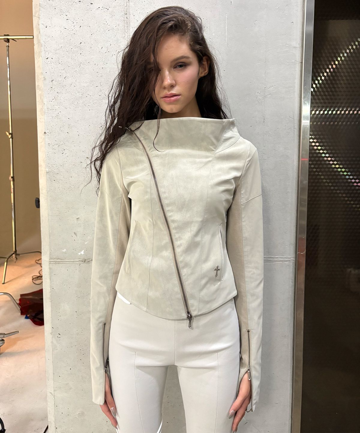 2000아카이브스(2000ARCHIVES) KAEL DRAPED JACKET V2 (BEIGE)