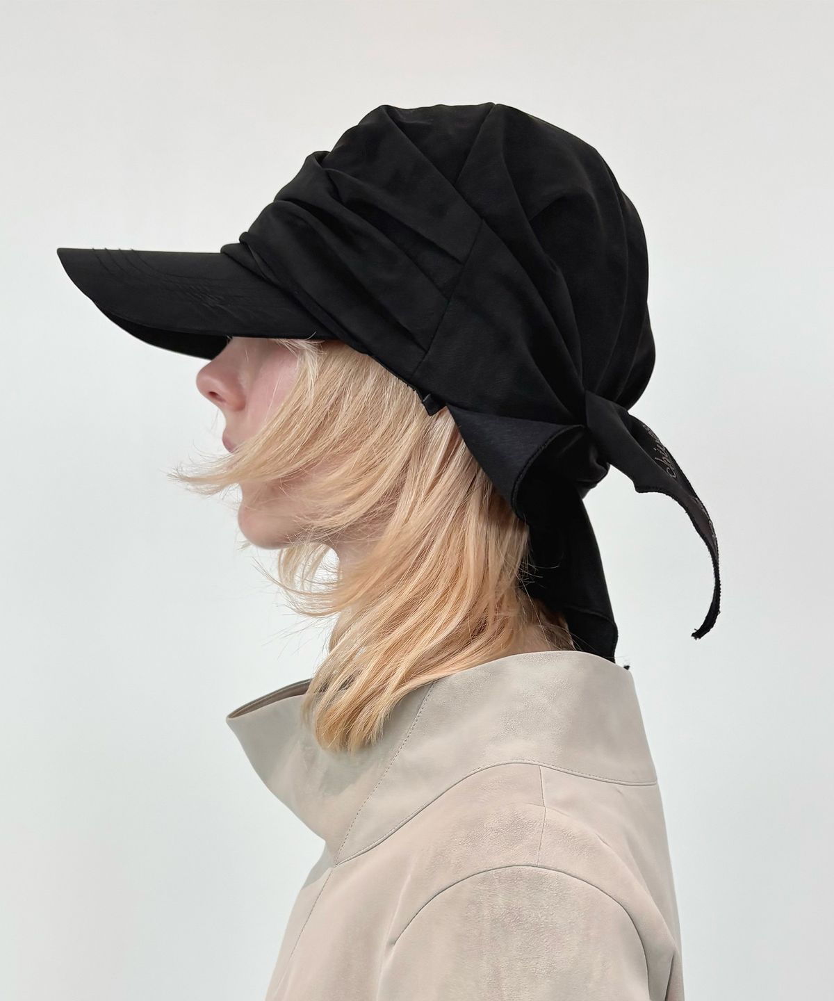 2000아카이브스(2000ARCHIVES) DRAPED LEATHER CAP (BLACK)