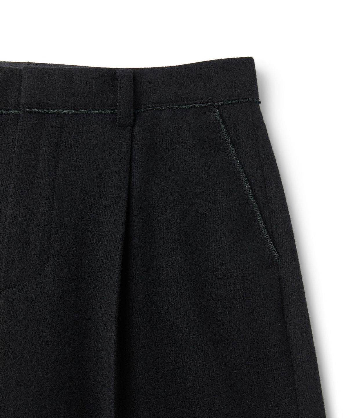엠엠아이씨(MMIC) VANTAGE SLACKS (BLACK)