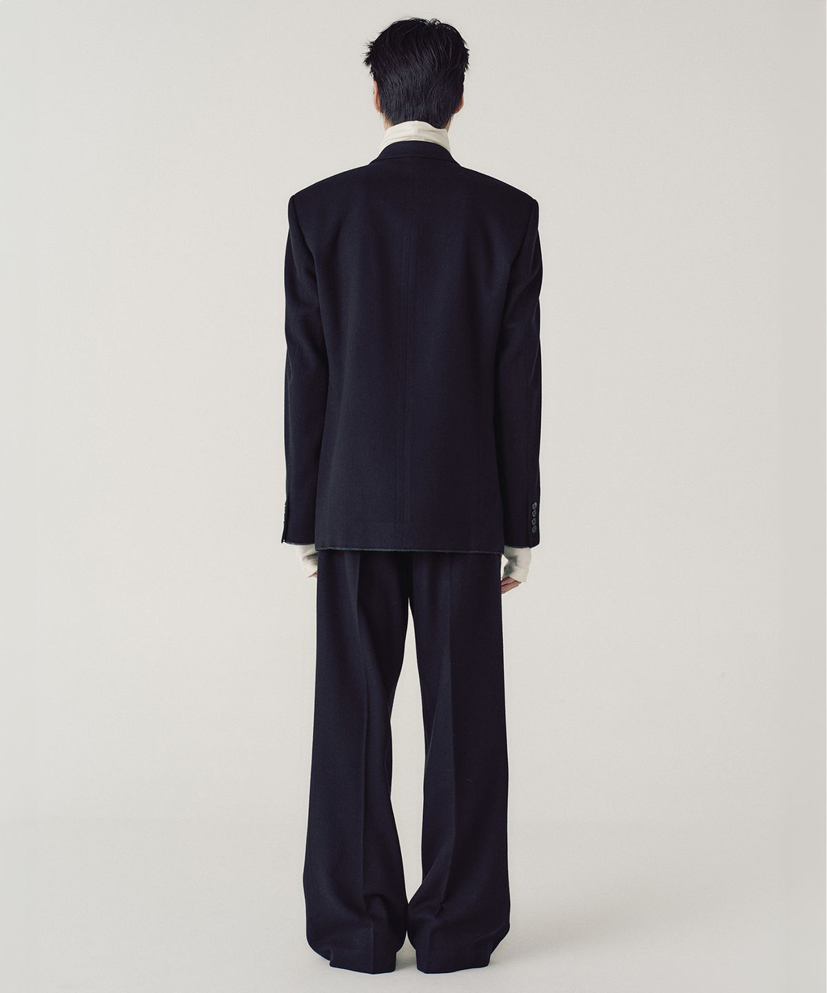 엠엠아이씨(MMIC) VANTAGE BLAZER (BLACK)