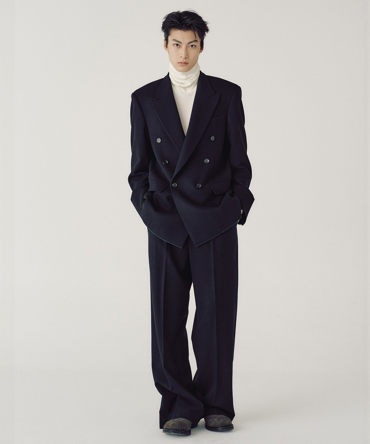 엠엠아이씨(MMIC) VANTAGE BLAZER (BLACK)