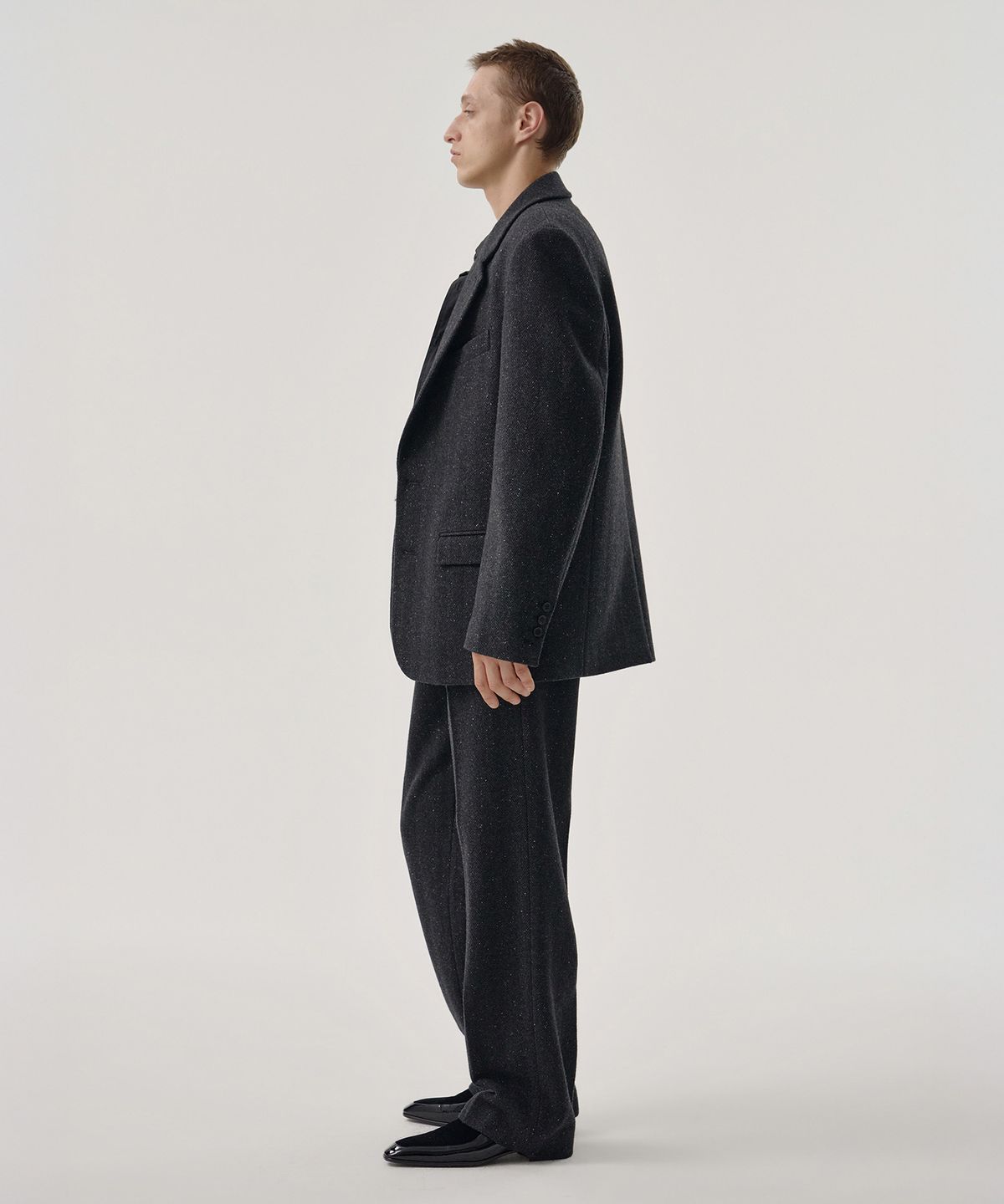 엠엠아이씨(MMIC) MARROW SLACKS (BLACK)