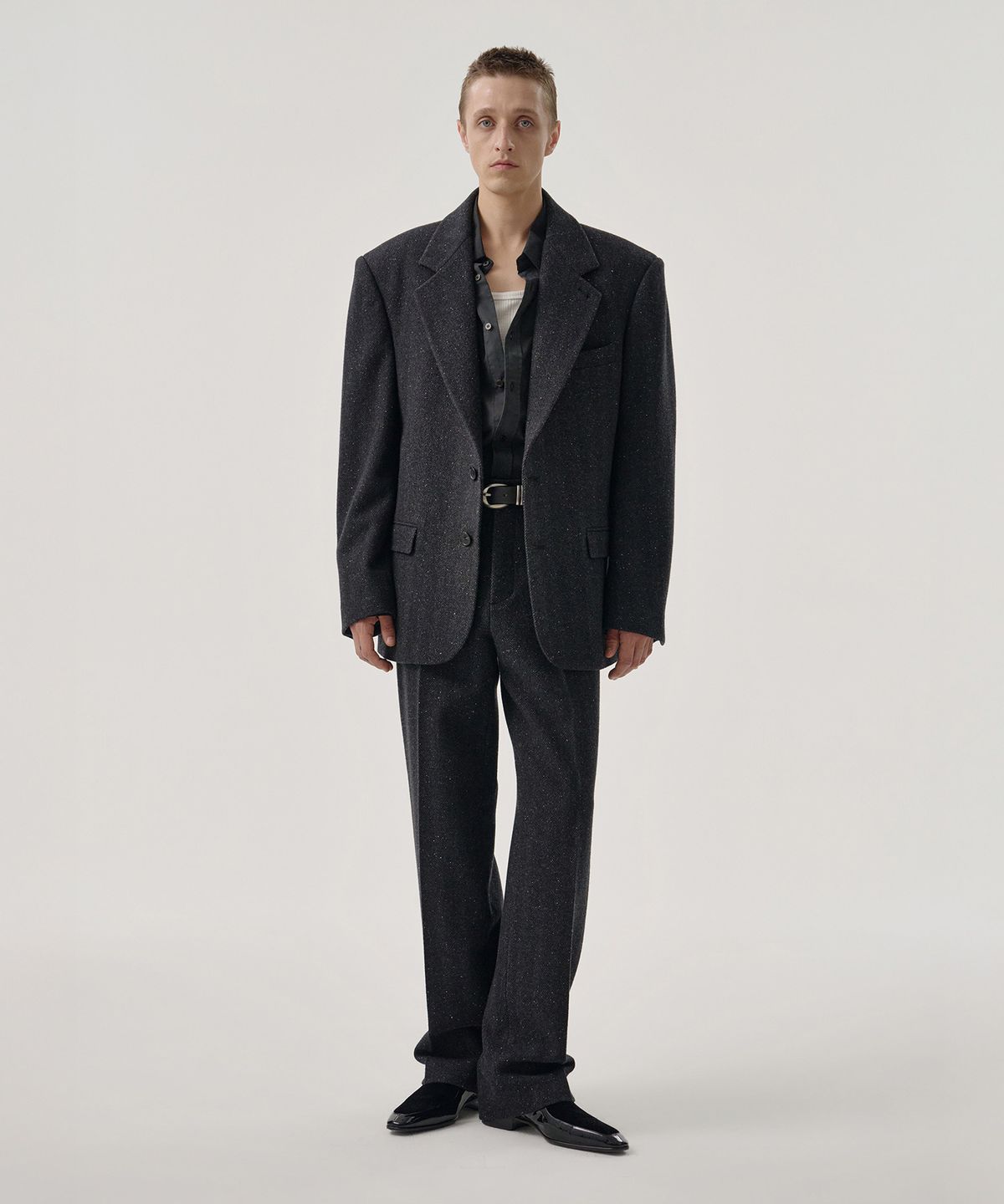 엠엠아이씨(MMIC) MARROW BLAZER (BLACK)
