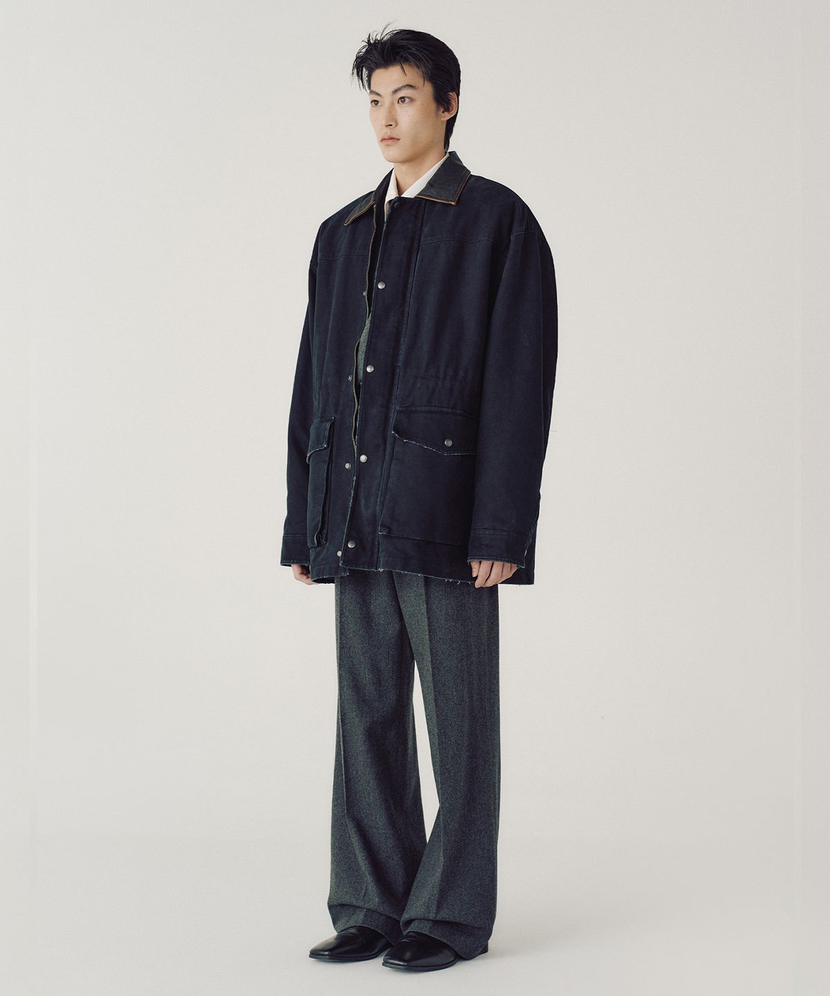 엠엠아이씨(MMIC) CLOSED FORM JACKET (BLACK)