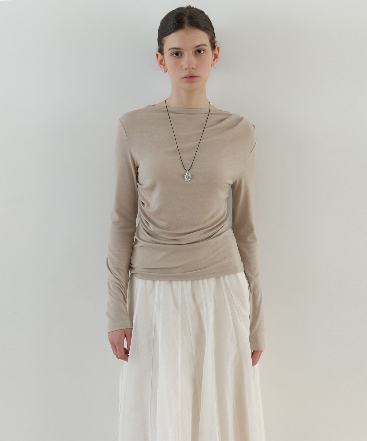 리엘(RE L) Orrin shirring t-shirt (beige)