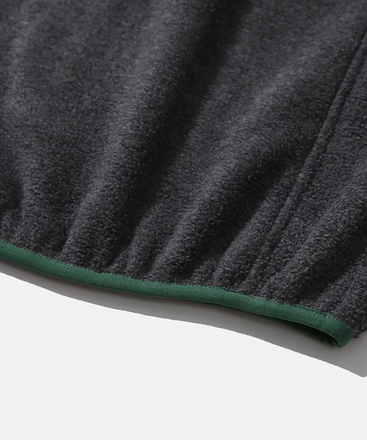 모이프(MOIF) [AW26] HIKER FLEECE PULLOVER JUMPER / CHARCOAL