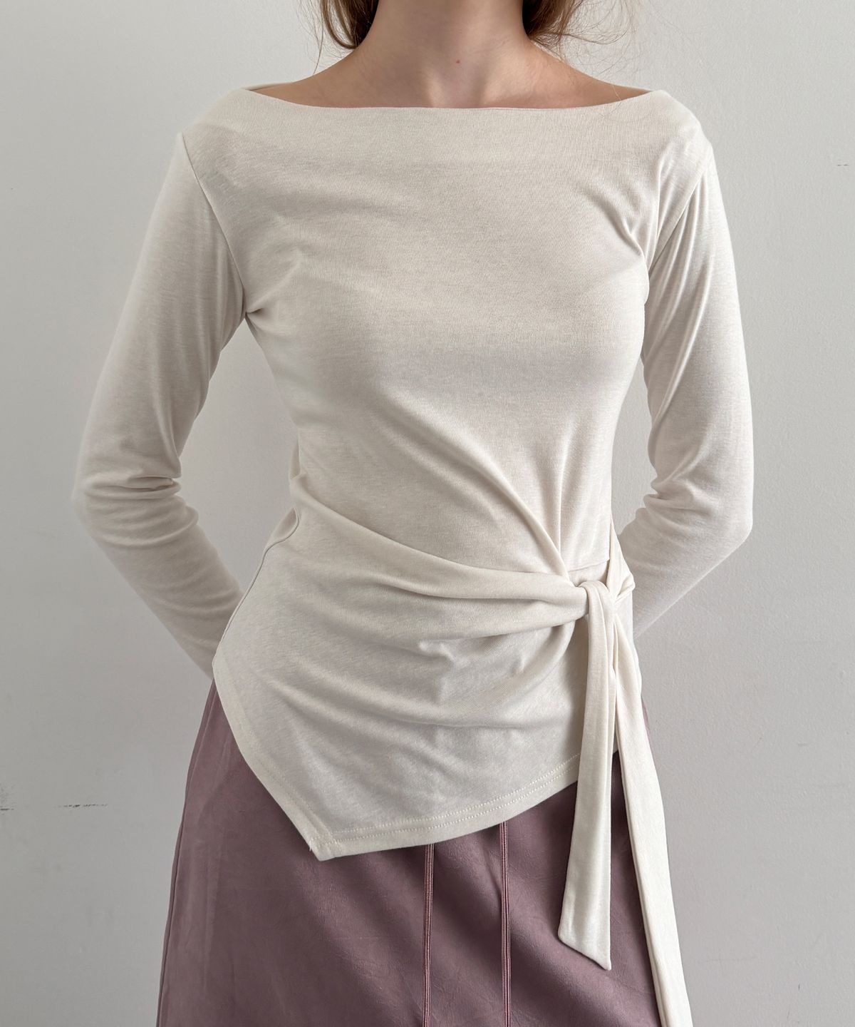 토아베(TOAVE) Zen Mood Tie Boat-Neck T-Shirt (Cream)