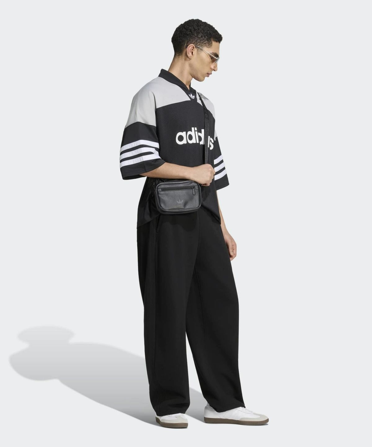 아디다스(ADIDAS) 배럴 스웨트 팬츠 - 블랙 / LC8113