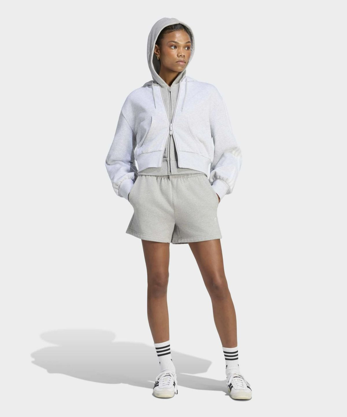 아디다스(ADIDAS) 크롭 지퍼 후디 스웨트셔츠 - 라이트그레이헤더 / LC8125