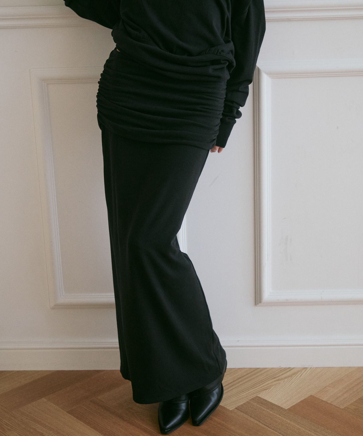라라폭스(LALAFOX) H라인 셔링 롱스커트 (BLACK) BS4WS002
