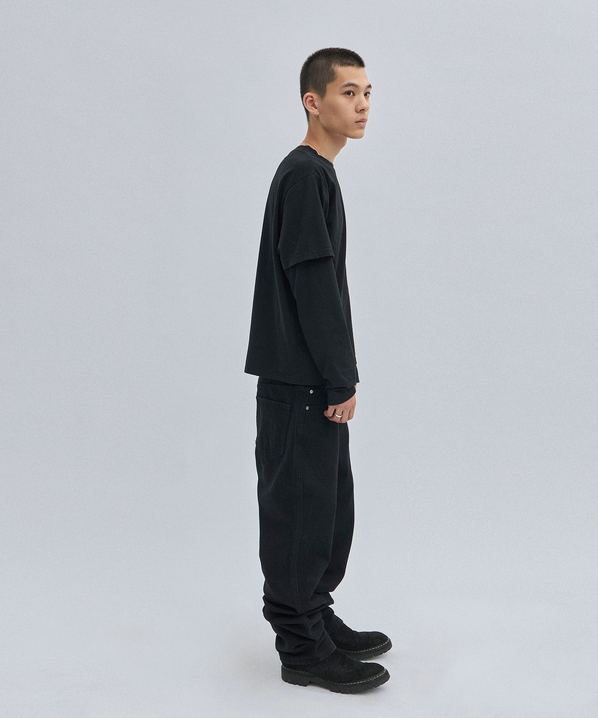 스웨이드(SUADE) COLOR LAYERED LONG SLEEVE [BLACK]