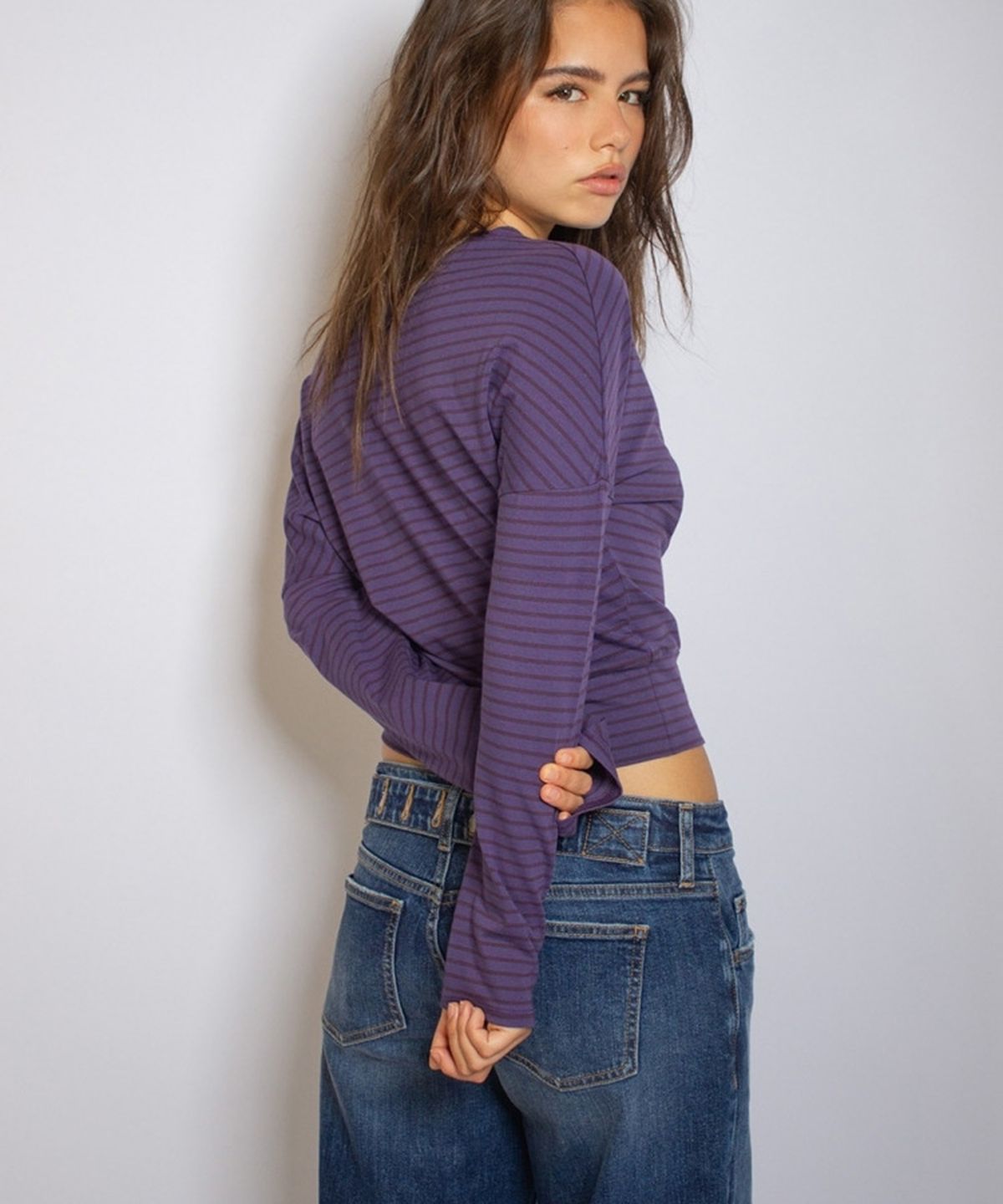 섭듀드(SUBDUED) Boat-neck T-shirt (STRIPE PURPLE DARK PURPLE)