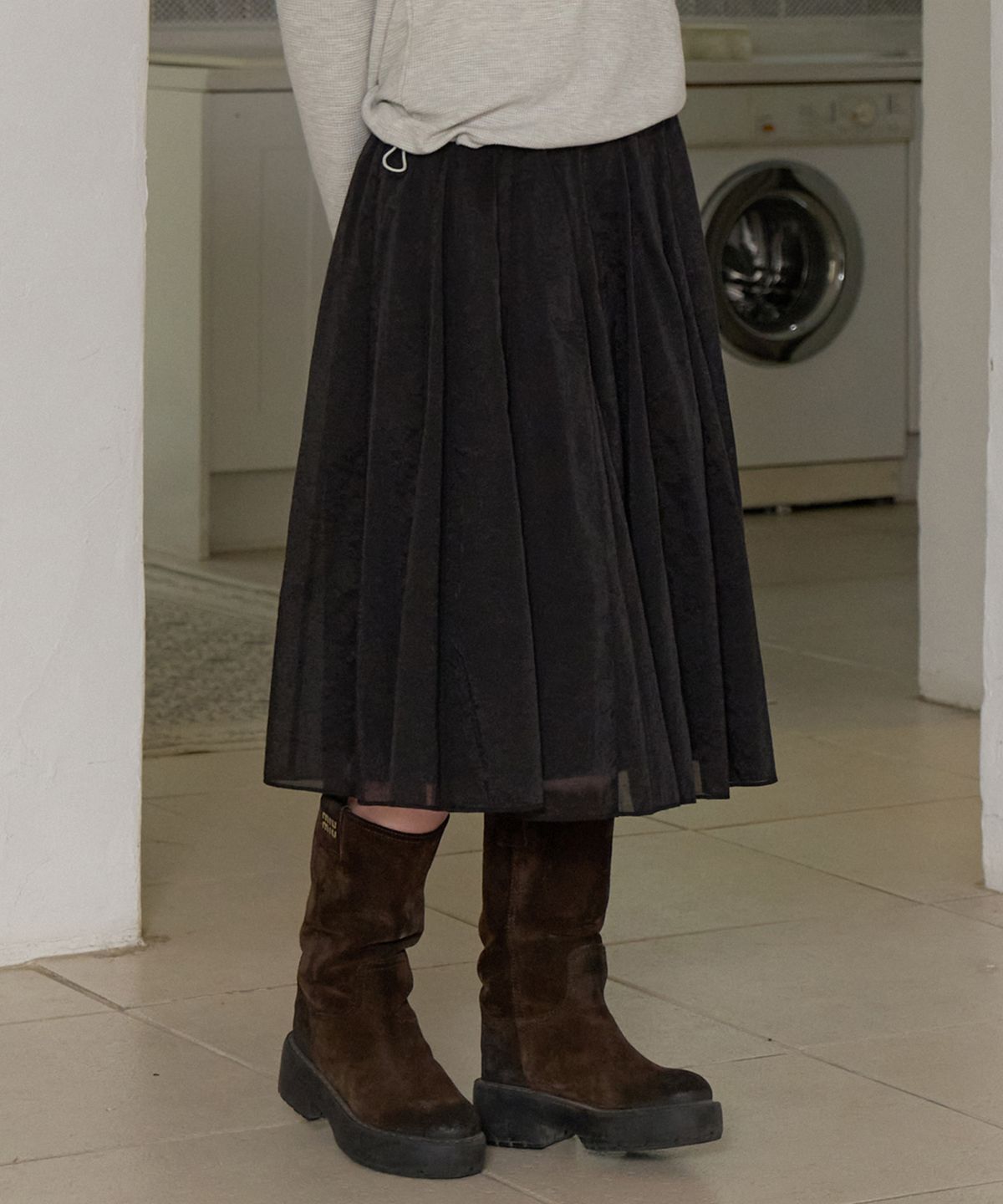 리엘(RE L) Rowan sheer skirt (black)