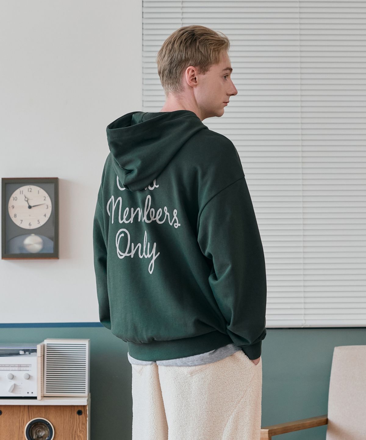 크루멤버스온리(CREW MEMBERS ONLY) BACK LOGO HOODIE GREEN