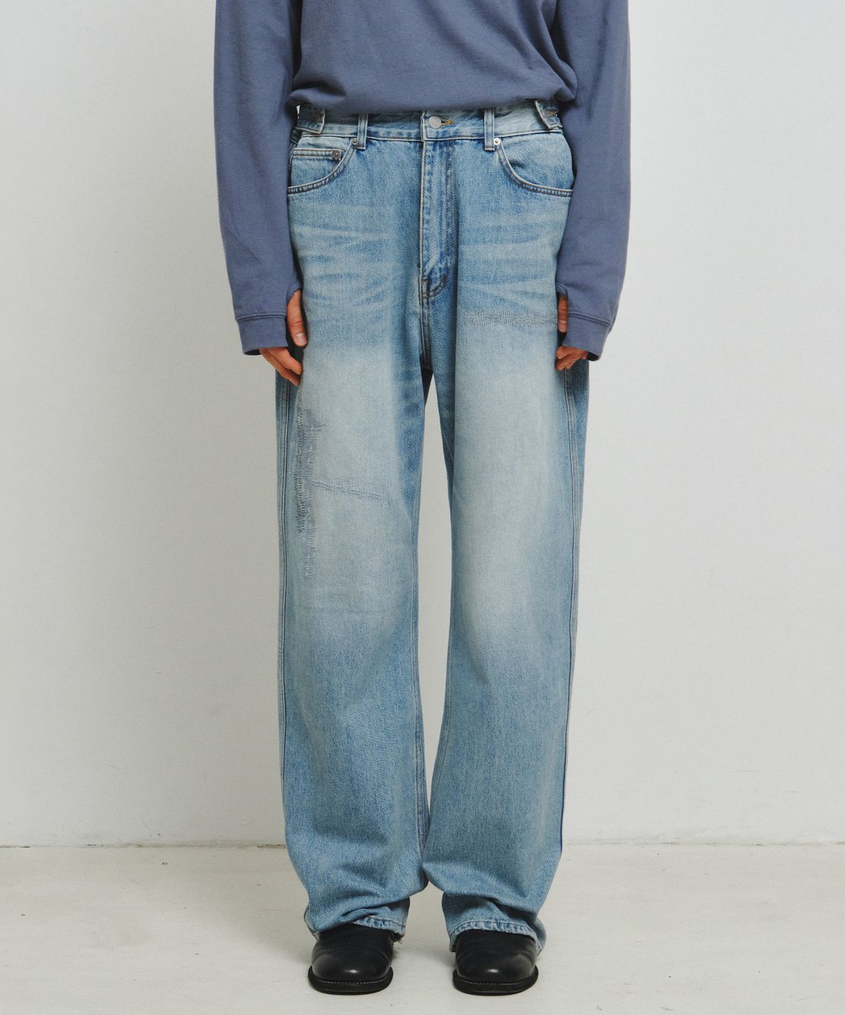 엔도어(ENDOOR) Distressed Repair Denim Pants (Light Blue)