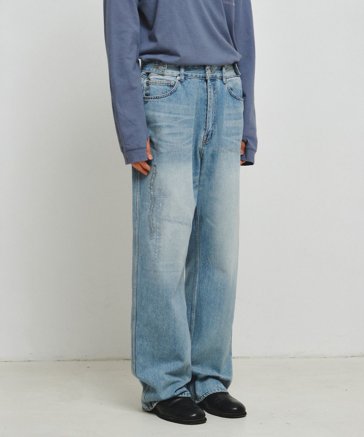 엔도어(ENDOOR) Distressed Repair Denim Pants (Light Blue)