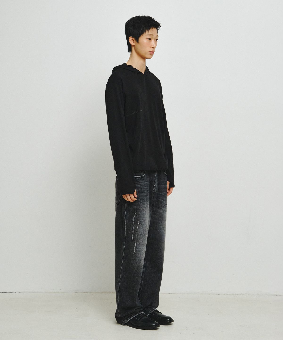엔도어(ENDOOR) Scar Finger Hole Hoodie (Black)