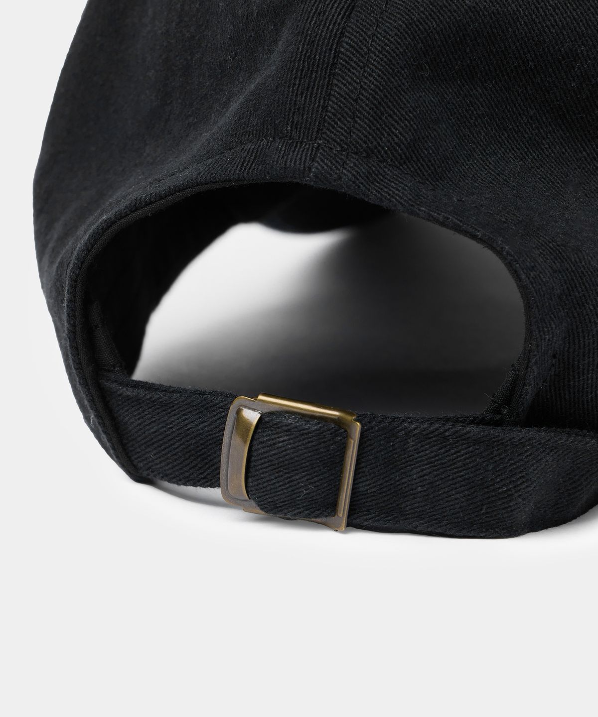 메종미네드(MAISON MINED) GUARDIAN EMBLEM BALL CAP BLACK