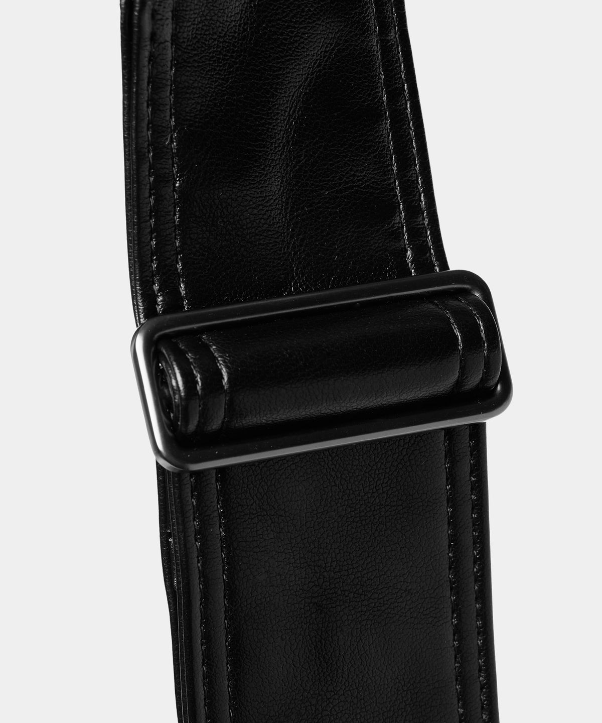 메종미네드(MAISON MINED) LEATHER TWO POCKET CROSS BAG